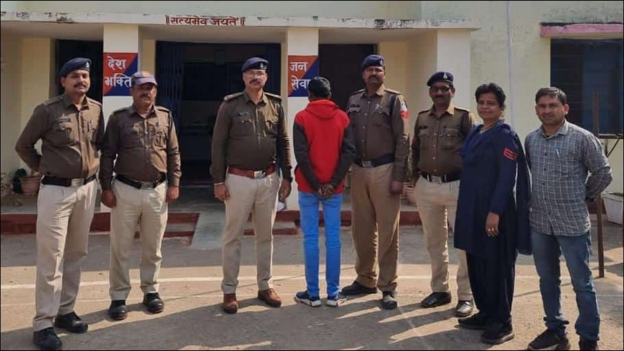mp news damoh police arrested accused absconding for 19 years driving rickshaw in jabalpur