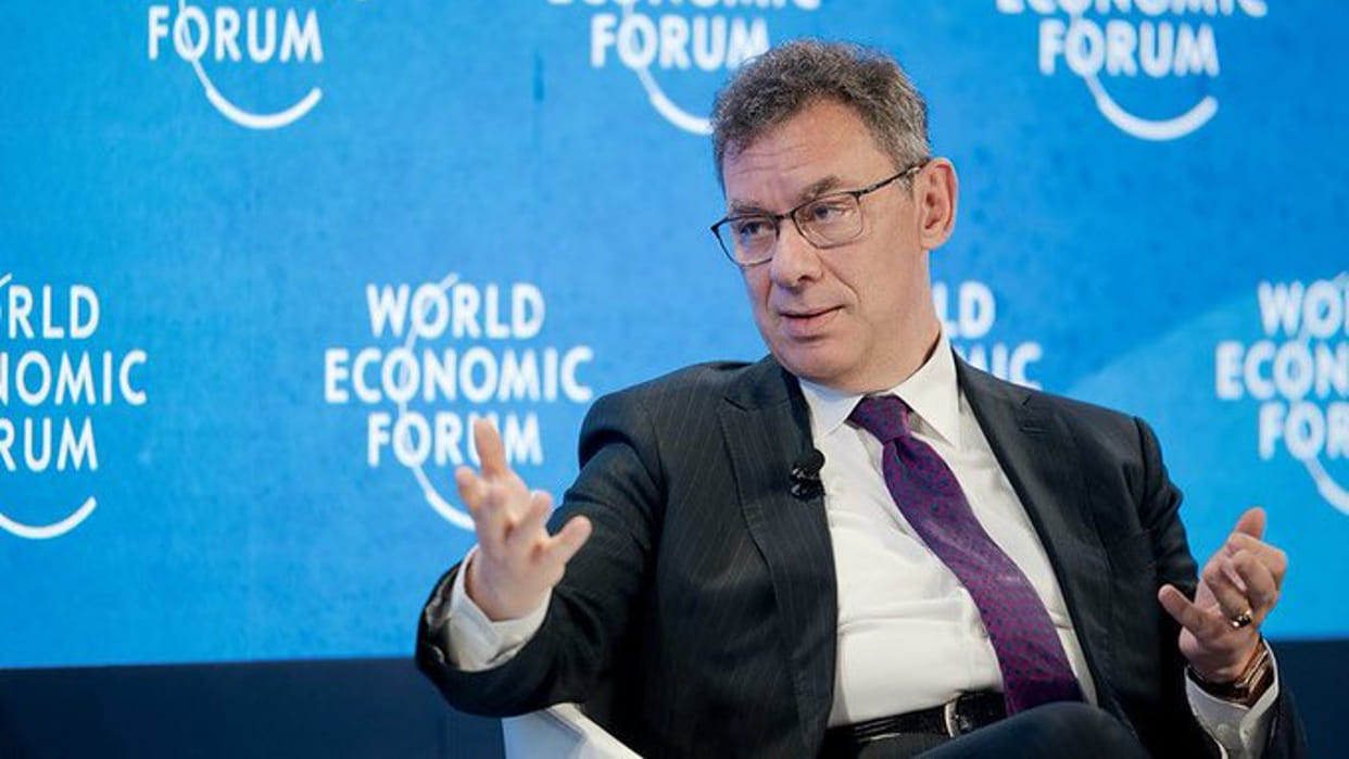 WEF meeting update: Pfizer CEO runs away from vaccine questions in Davos