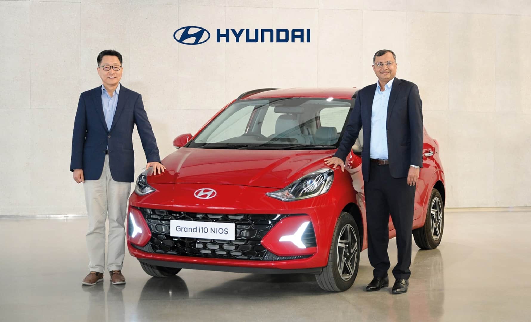 Hyundai's Grand i10 Nios is better or Maruti Swift and tata tiago will be best for you, know all details