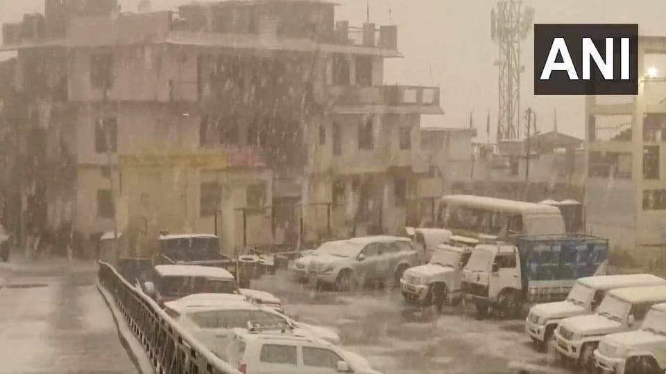 Uttarakhand Weather: Snowfall with rainfall Alert in chamoli today