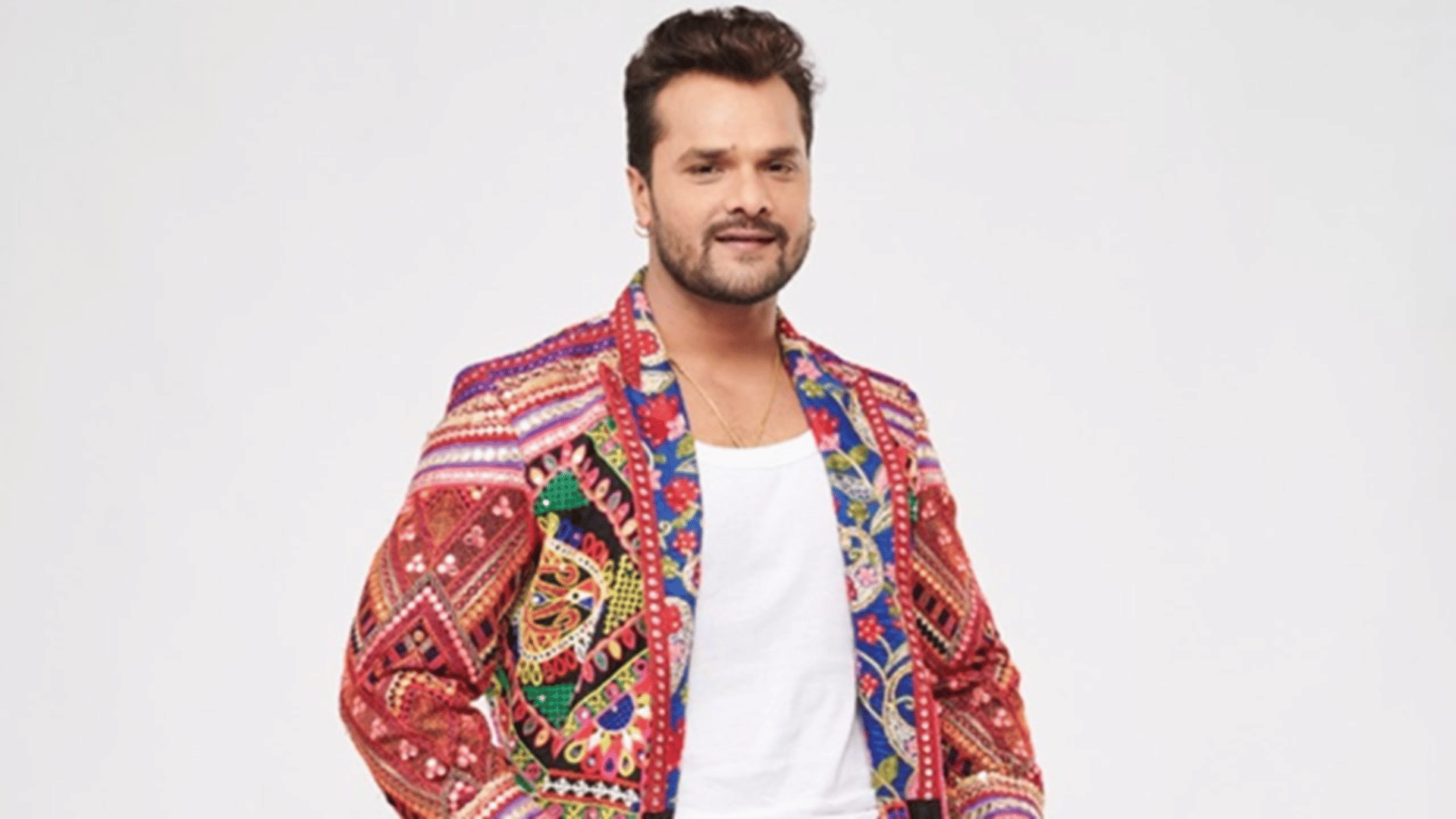 Bhojpuri Actor Khesari Lal Yadav May Get Arrested Chhapra Court Issues Non Bailable Warrant as per reports
