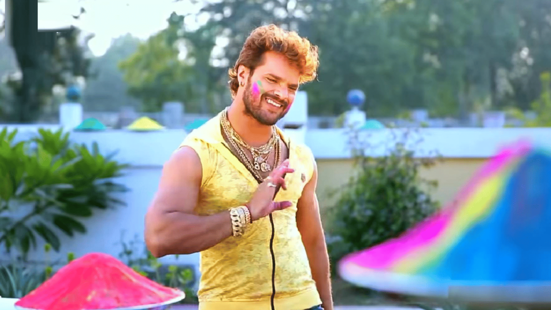 Bhojpuri star Khesari Lal Yadav Nepali fan tattoo on her hand see her viral video