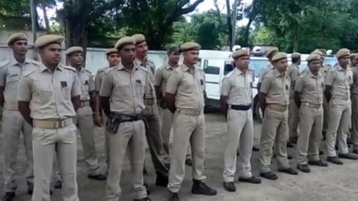 odisha three policemen suspended for let go drug smuggler boudh district