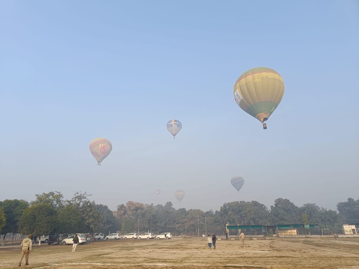 SCO Delegation enjoy beauty of Kashi from sky in varanasi Balloon Festival ends