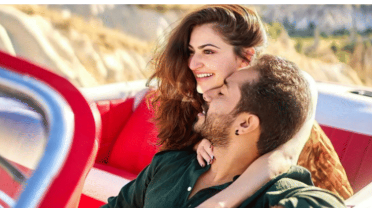 Abhishek Pathak:दूल्हा बनेंगे 'दृश्यम 2' के निर्देशक अभिषेक पाठक, शिवालिका  ओबेरॉय के साथ इस दिन लेंगे फेरे - Abhishek Pathak Wedding Drishyam 2  Director Will Marry With Actress ...