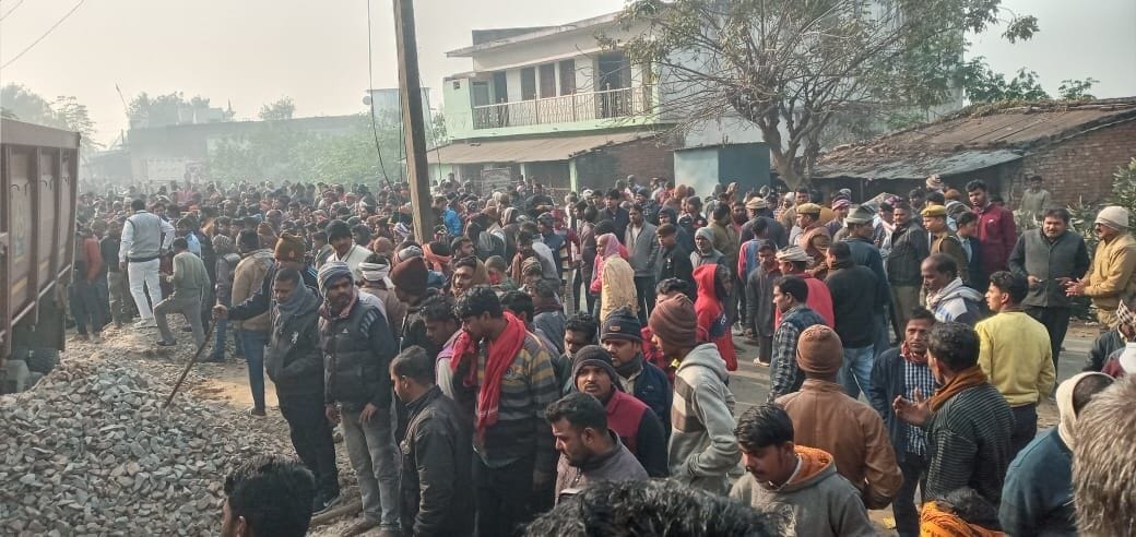 3 died in accident in barhaj