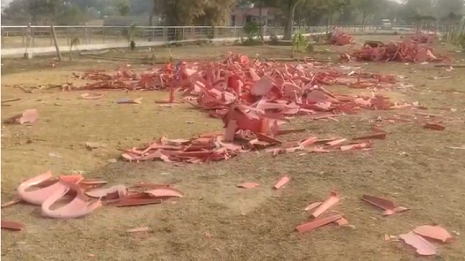 chhattisgarh boys broke chairs in jhumka festival in koria