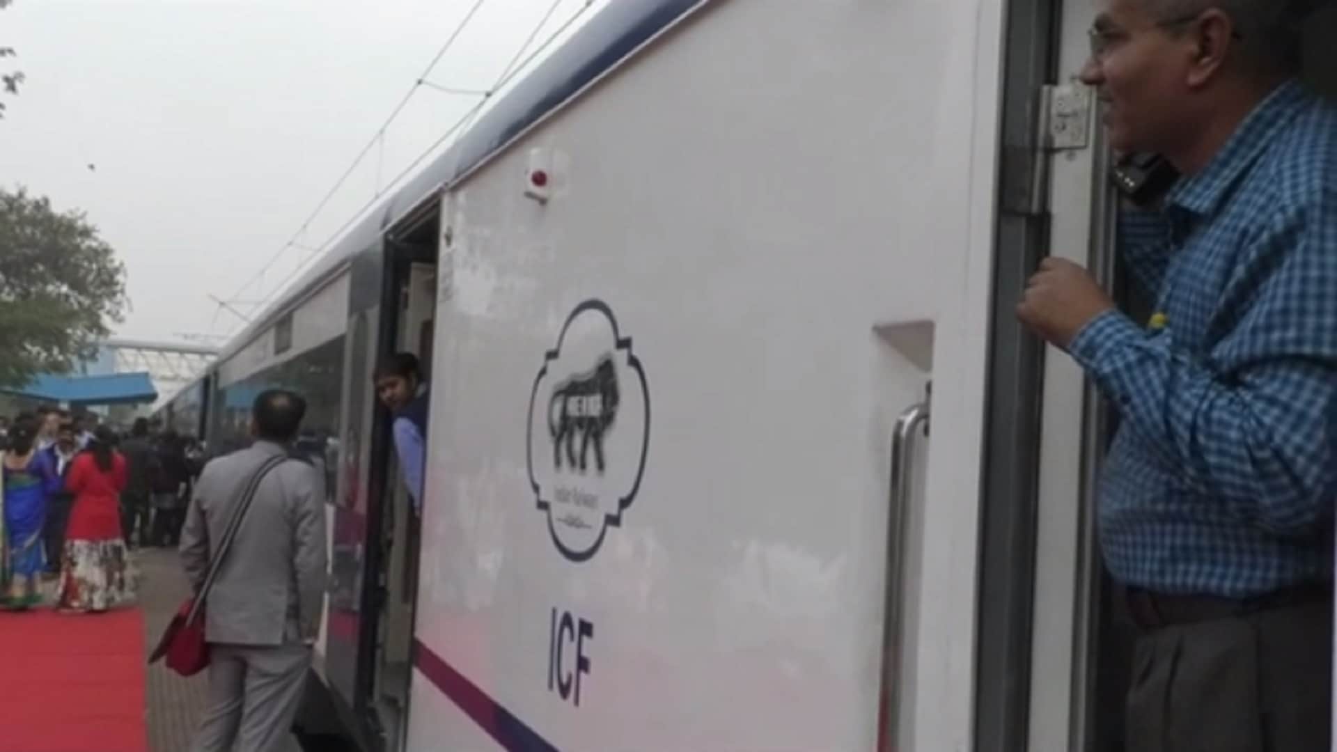 stone pelting breaks window on vande bharat train in bhilai chhattisgarh