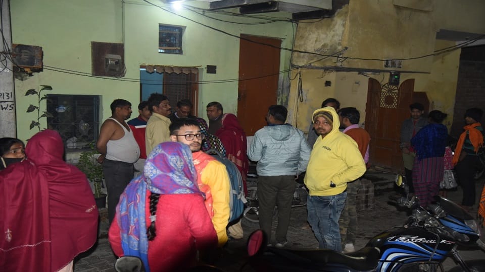 ghaziabad murder case sack opened when smell passer-by screamed after seeing pieces of dead body