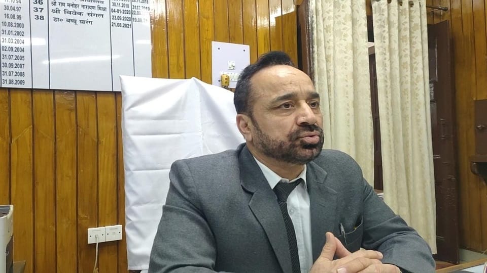 Settlement of 26 cases in special Lok Adalat recovered one crore 71 lakh