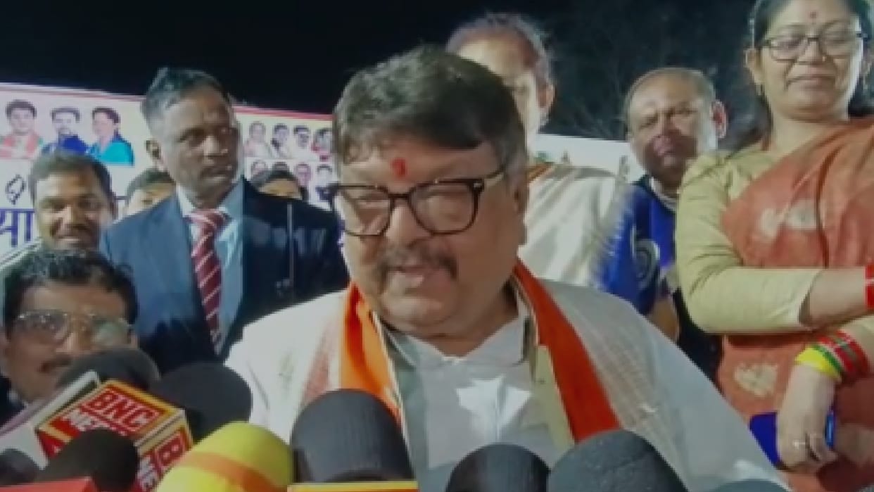 Burhanpur: Vijayvargiya's entry in the controversy over Bageshwar Dham