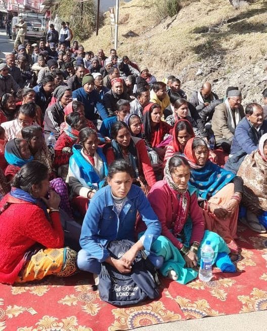 Jageshwar People Stage A Jam