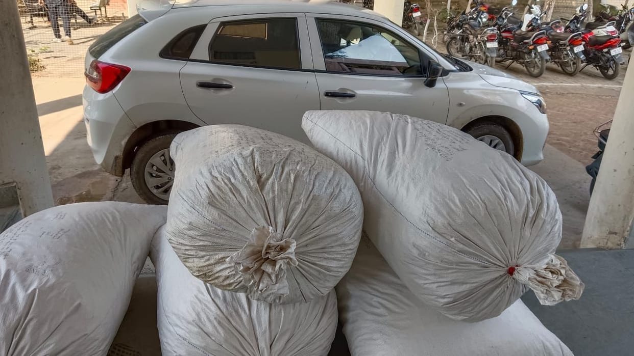 Accused arrested with 100 kg poppy husk