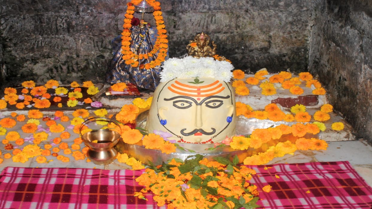 Mandi Shivratri: 31 kg butter offered on Shivling on Tararatri, now a different form of Mahadev will be carved