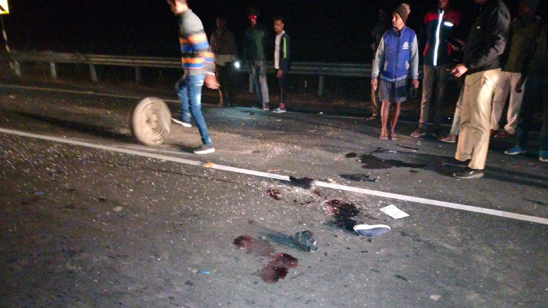 five killed in truck and pickup collided from two bike riders in koria