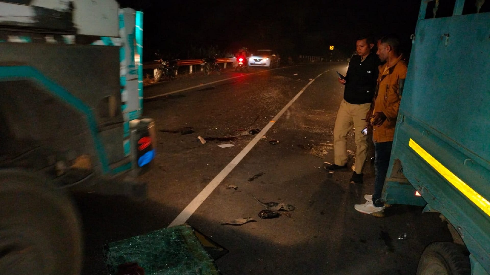 five killed in truck and pickup collided from two bike riders in koria