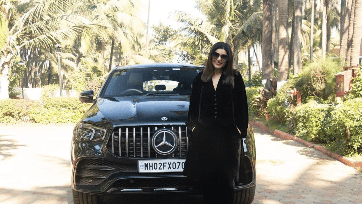 Sushmita sen buy new luxurious mercedes car gifted herself Rajeev Sen and Charu Asopa congratulate her