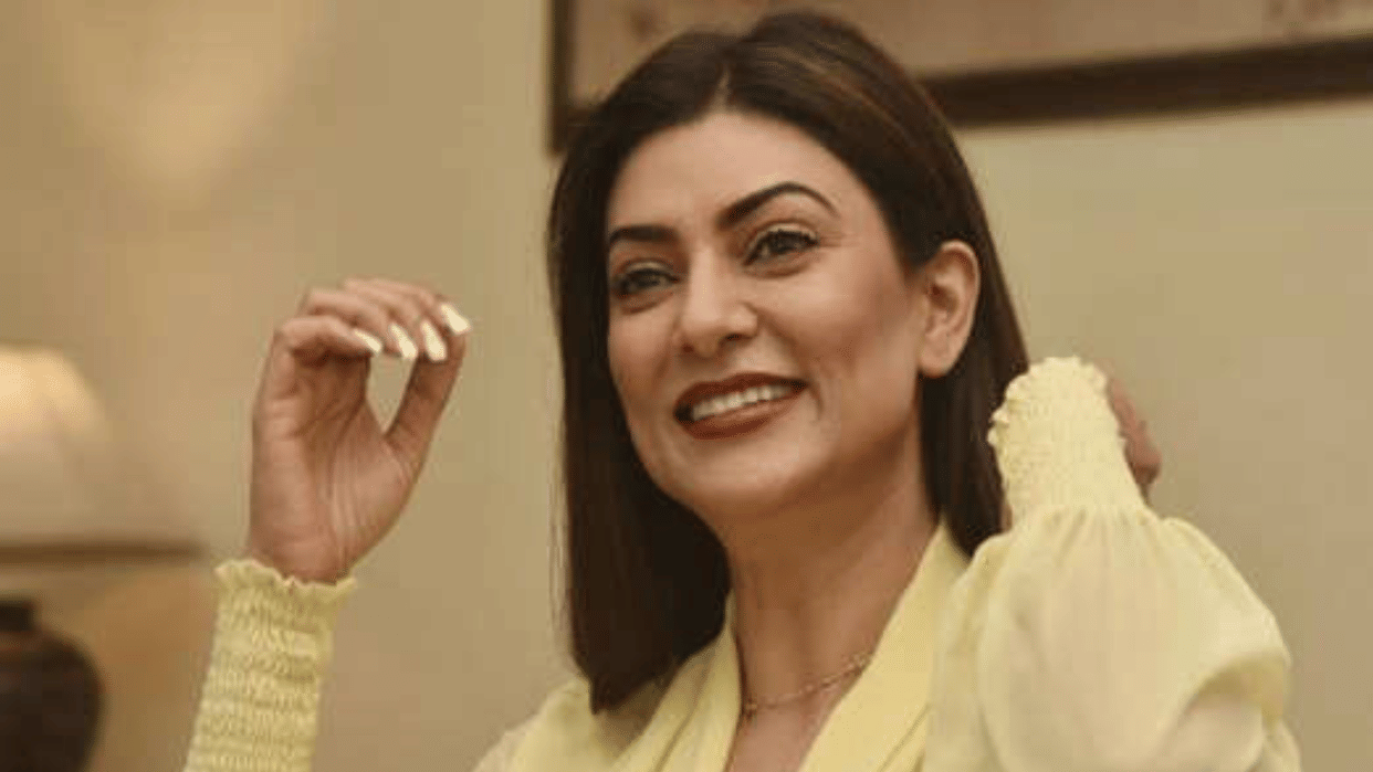Bollywood Actress Sushmita Sen Workout after Heart Attack photo goes Viral on Social media