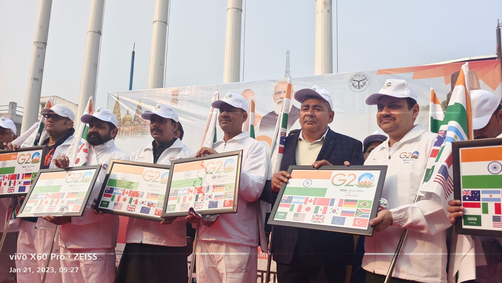 Run for G20 walkthan in kashi varanasi CM yogi showed green signal See photos