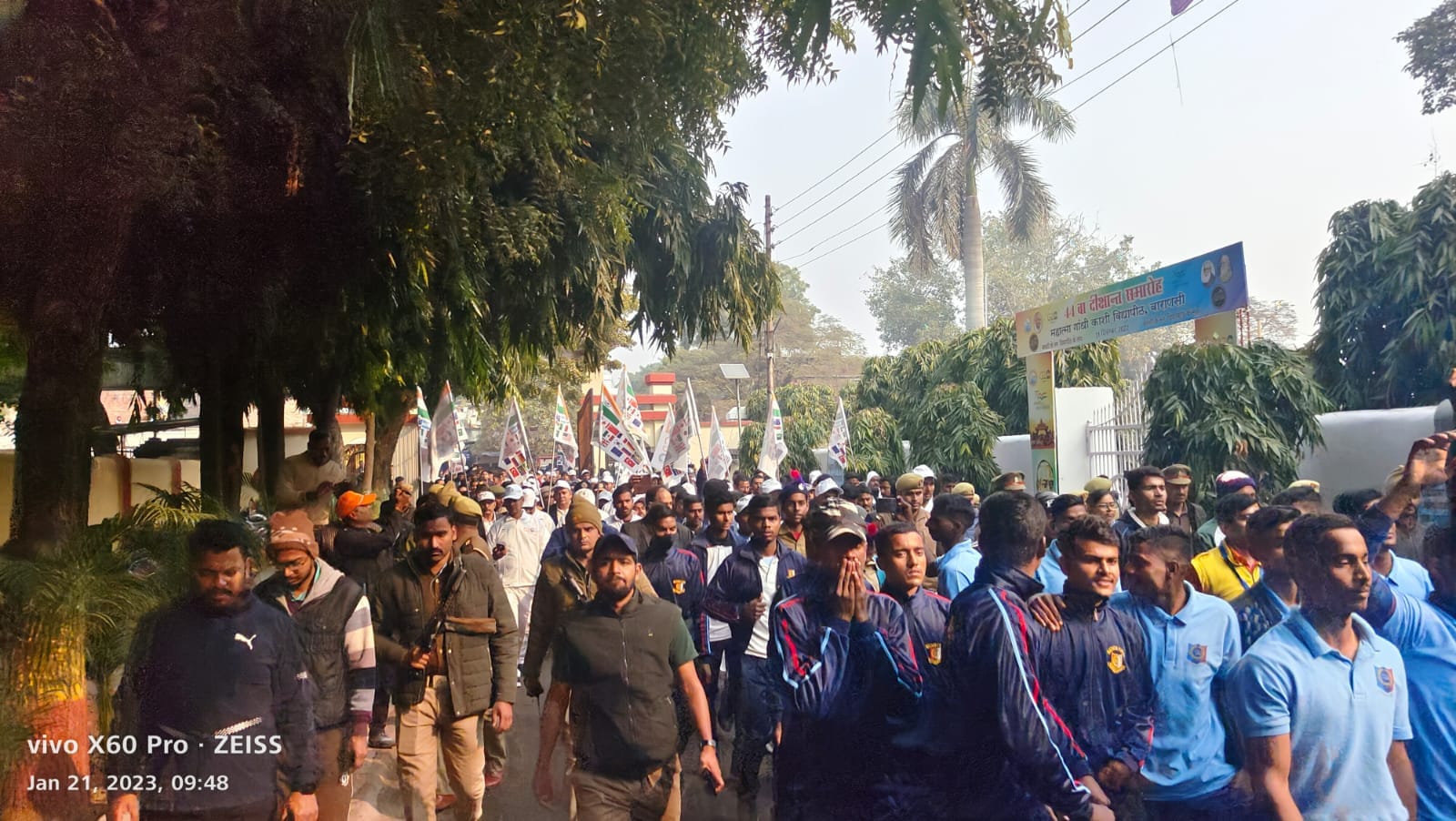 Run for G20 walkthan in kashi varanasi CM yogi showed green signal See photos