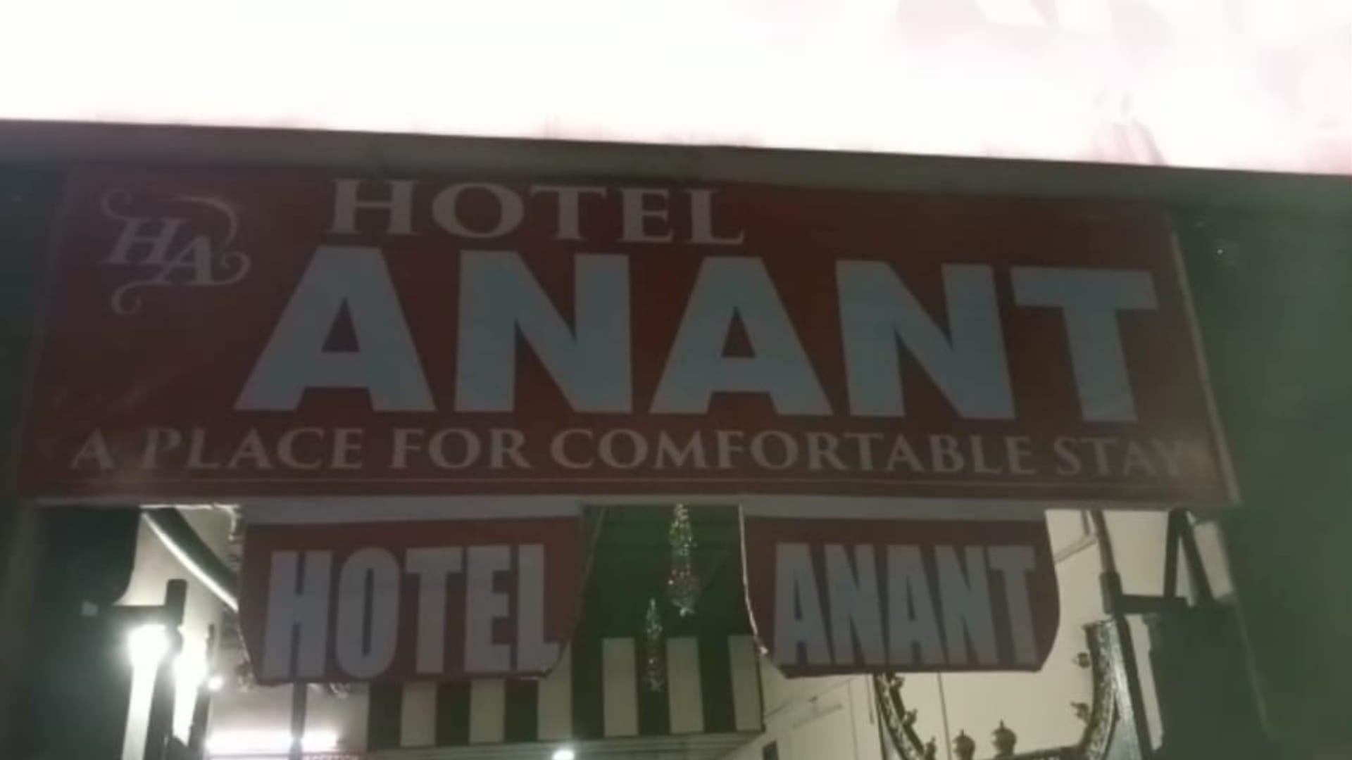 ghaziabad woman suicides in hotel room came from bihar for brother release from jail