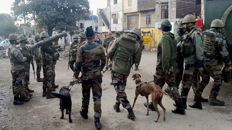 Jammu Narwal Bomb Blast: एनआईए की टीम घटनास्थल पर पहुंची, इलाके को सील किया, 16 मिनट के भीतर हुए थे धमाके