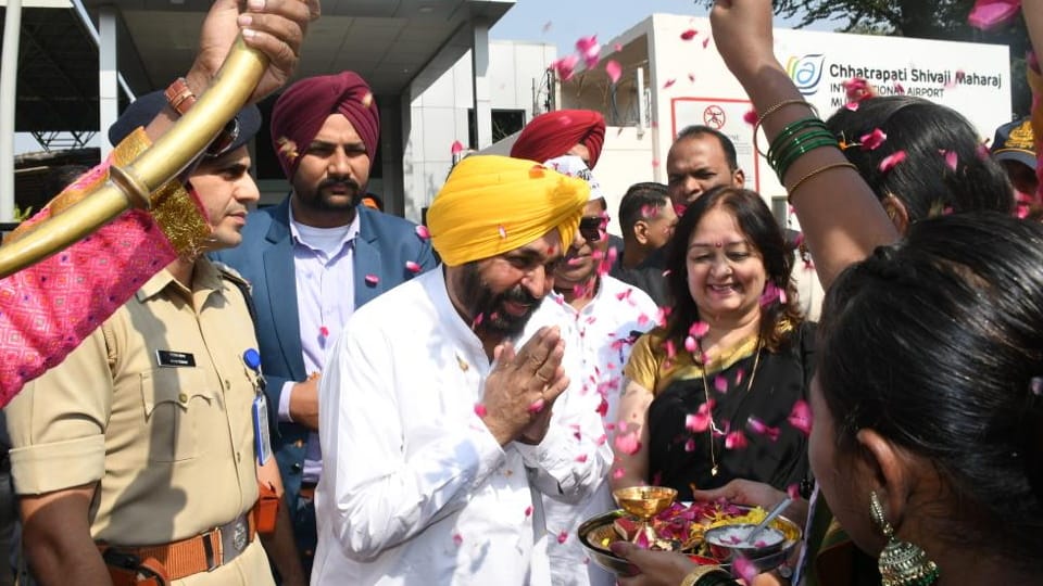 Punjab CM Bhagwant Mann reached Mumbai to set up film city in Punjab