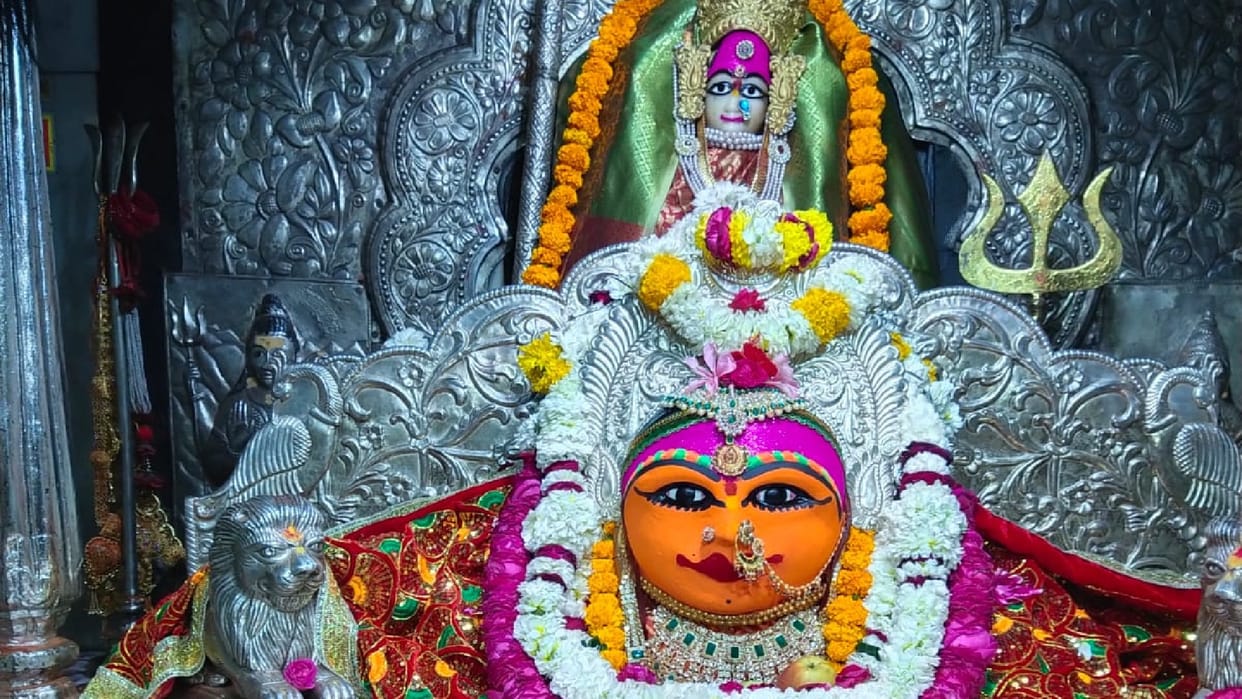Gupta Navratri Begins in Vraj and Siddhi Yoga, Mahaarti performed after special worship of Maa Harsiddhi