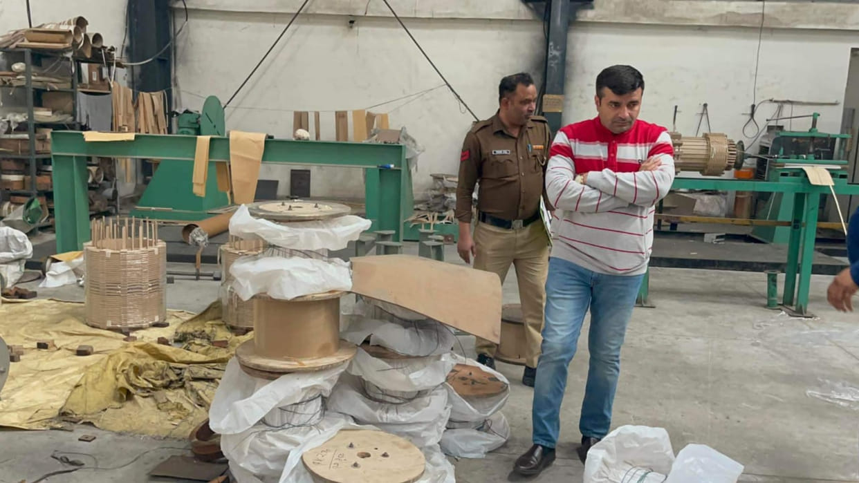 15 miscreants entered transformer factory in Karnal, looted goods of worth thirty lakh rupees