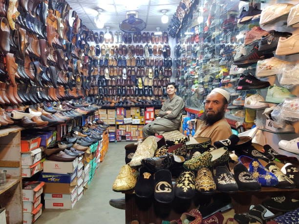 Cheapest Shoes Market Delhi : pocket friendly shoes markets of Delhi you can buy branded shoes