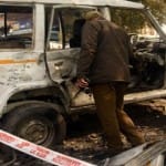 नरवाल में ब्लास्ट के बाद जांच करते सुरक्षाबल