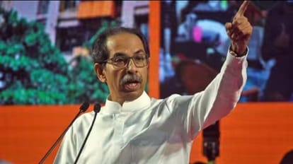 Maharashtra: उद्धव की पीएम मोदी को चुनौती, बोले- सावरकर के 'अखंड भारत' के सपने को पूरा करके दिखाएं Uddhav dares PM Modi BJP to fulfil Savarkar dream of Akhand Bharat in mva rally