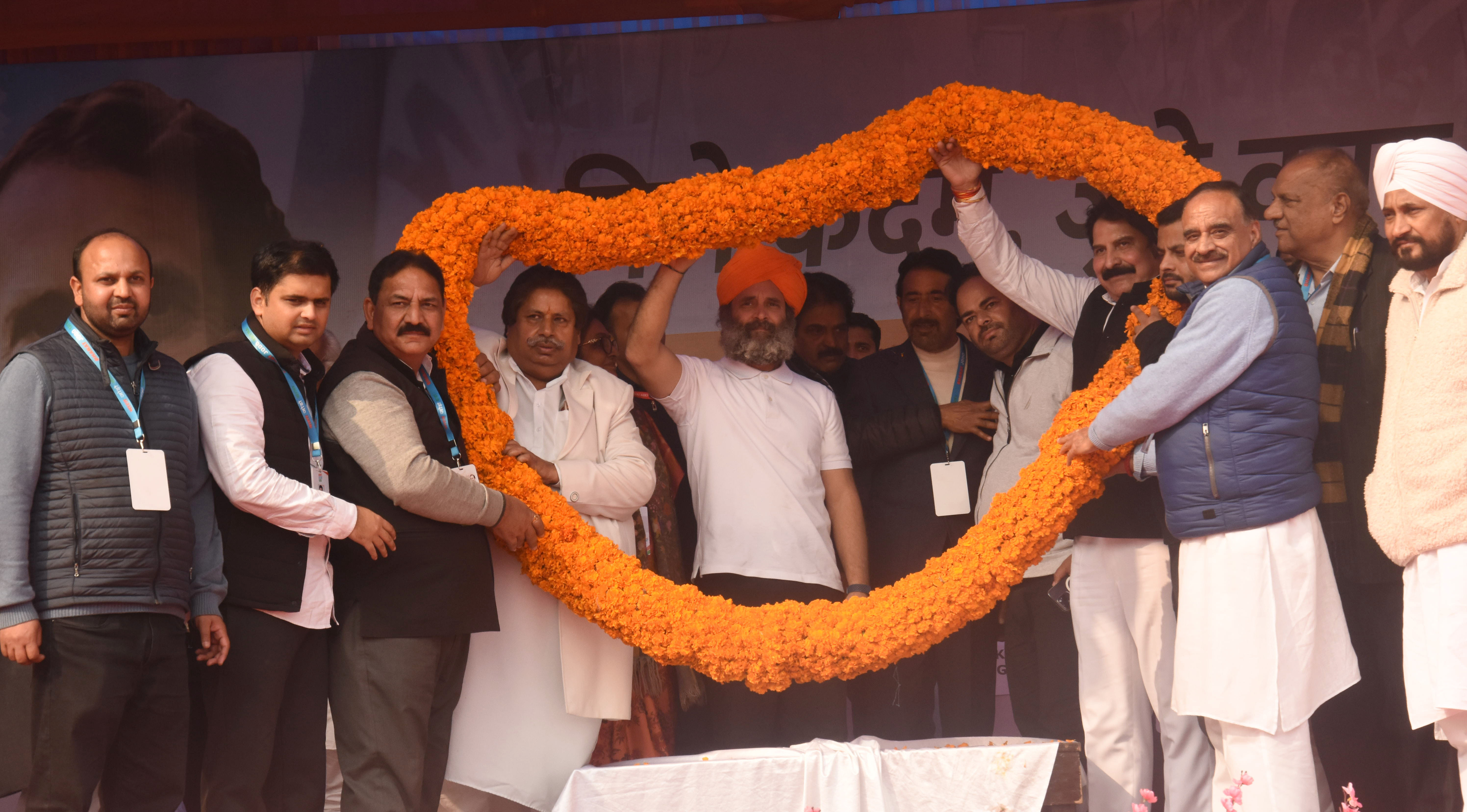 Bharat Jodo Yatra reached Jammu  rahul gandhi addresses public meeting 24 jan move from Nagrota