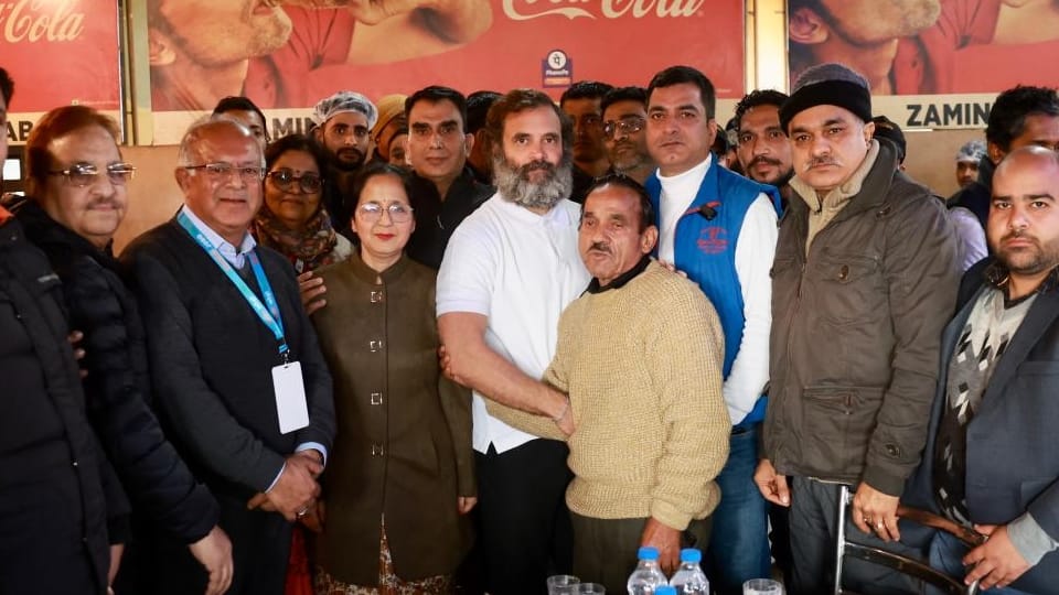 Bharat Jodo Yatra: delegation met Rahul gandhi BJP remembers Kashmiri Pandits only at time of elections