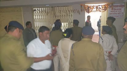 police raid in janjgir-champa in search of opposition leader son