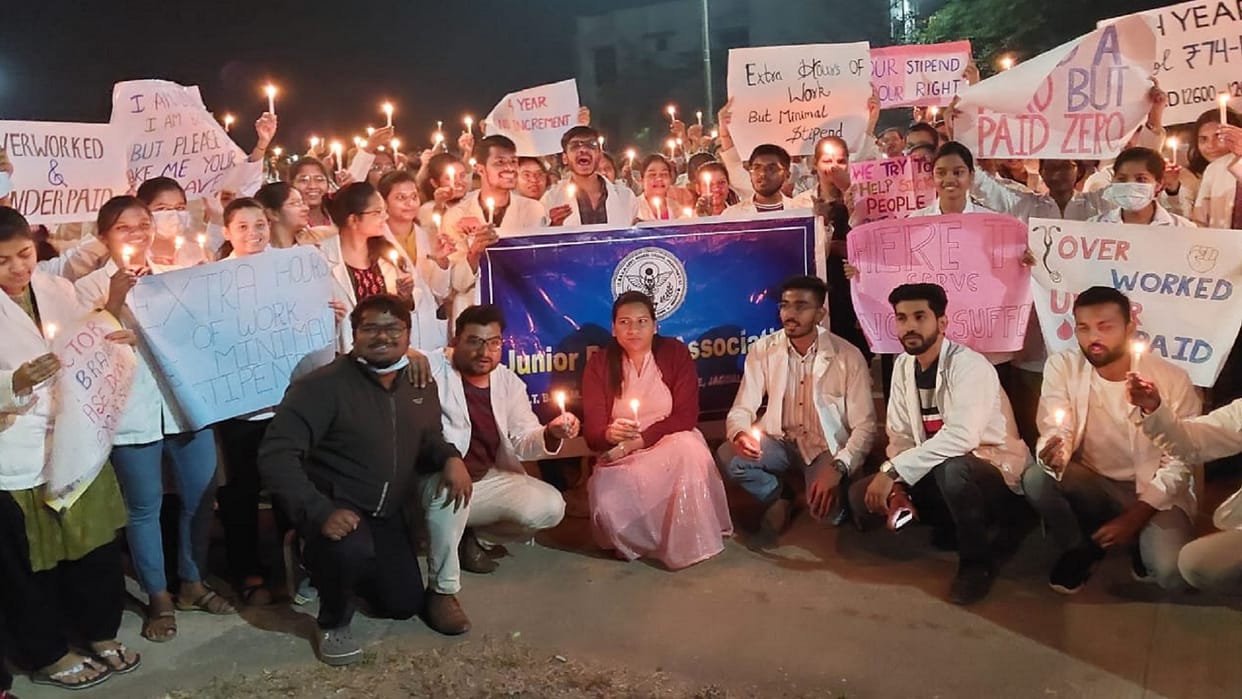 candle march of doctors in chhattisgarh jagdalpur