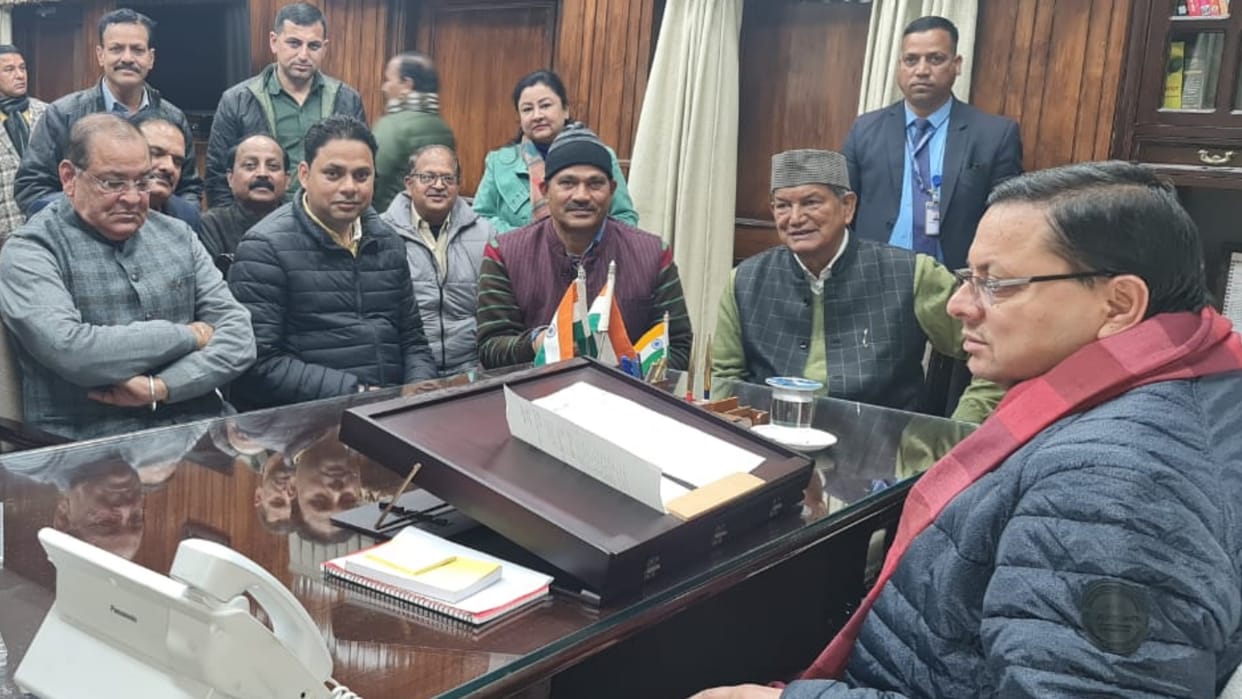 Harish Rawat surprised by praising CM Dhami statement regarding rivals in headlines Uttarakhand politics