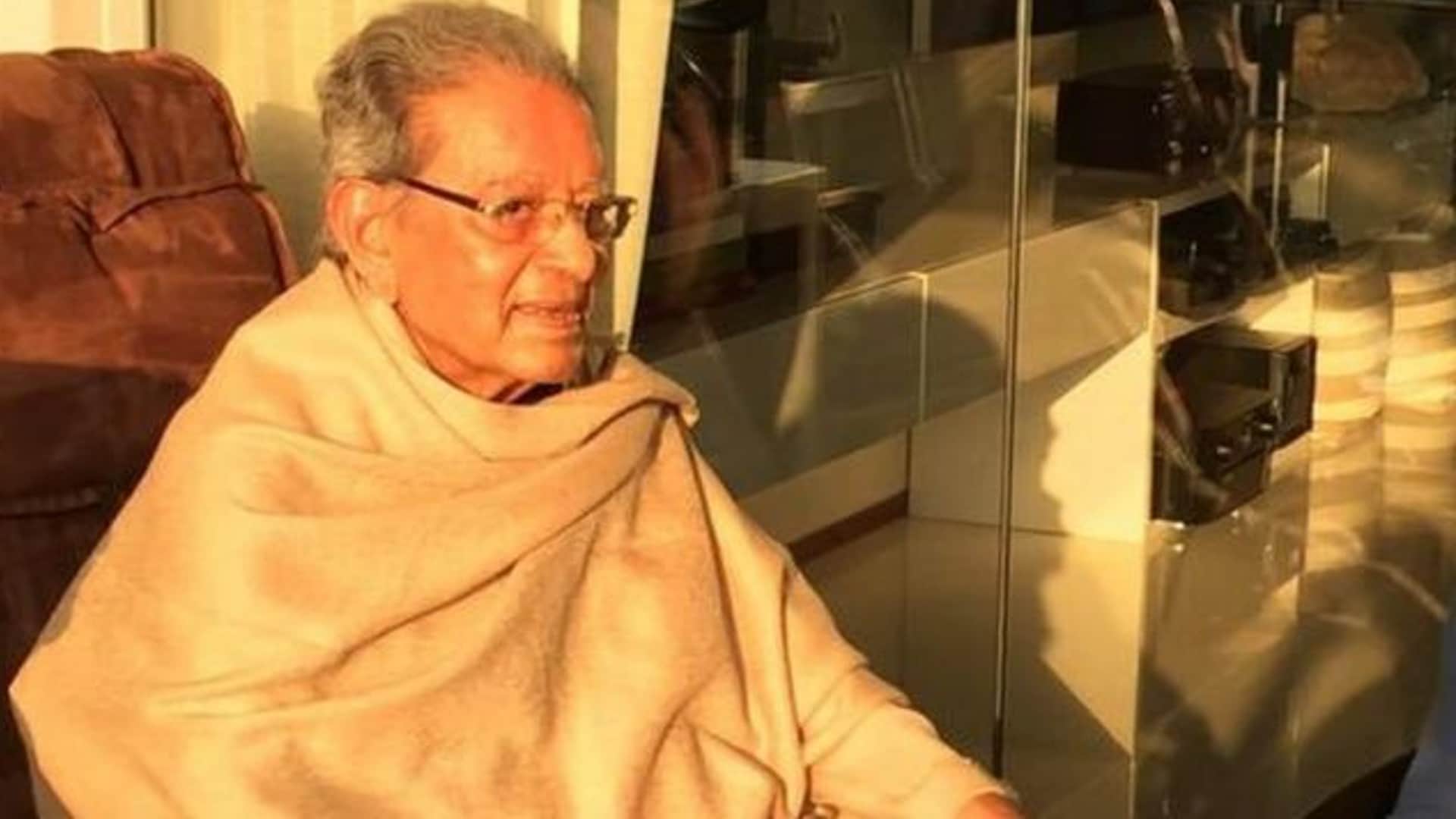 Hrithik Roshan Grandfather J Om Prakash Birthday Known Unknown Facts About Actor