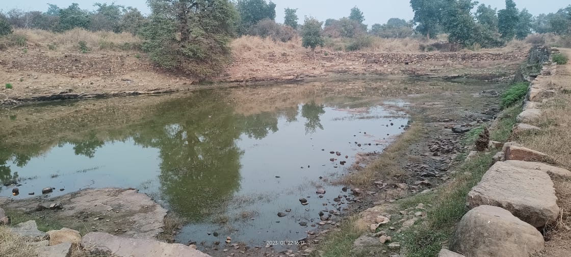 10th century idols found in Kalinjar Fort in banda, Archaeological Department engaged in saving
