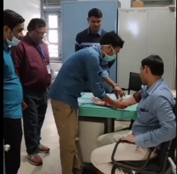 Mining officer's team attacked during truck investigation in Chhapra, mining officer and driver injured
