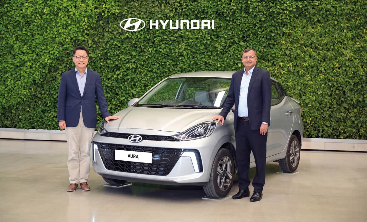 Hyundai Aura Facelift 2023 Launched in India Know Price Features Specs News in Hindi