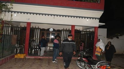 Bombing-firing at home in students' dispute Katra shaken by threats