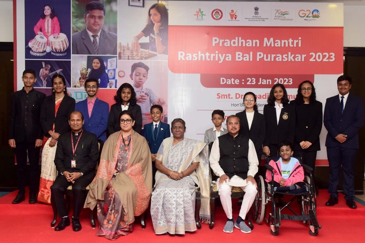 President Droupadi Murmu conferred the Pradhan Mantri Rashtriya Bal Puraskar to 11 children
