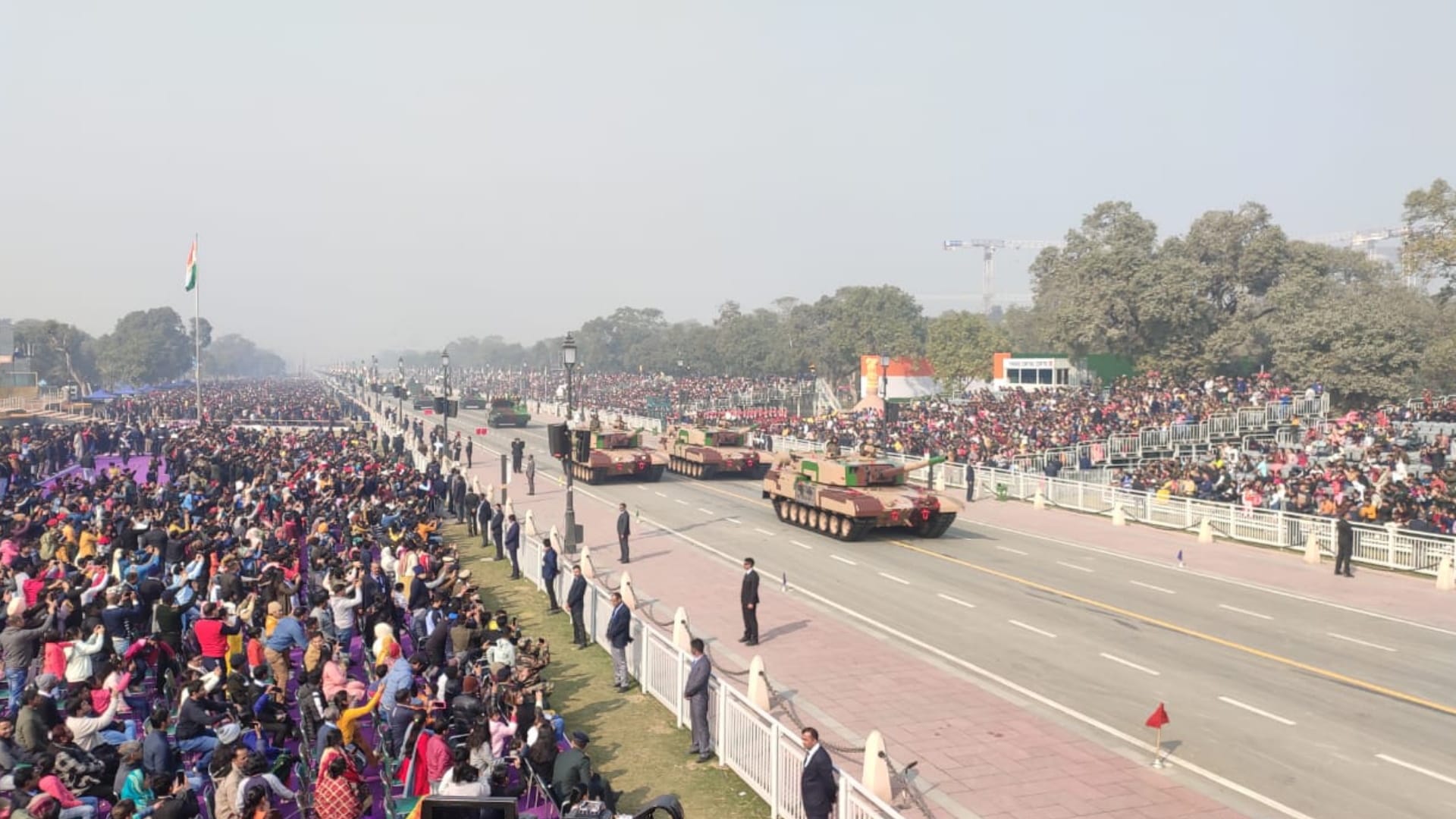 Republic day full dress rehearsal on kartavya path see parade in photos and traffic jam