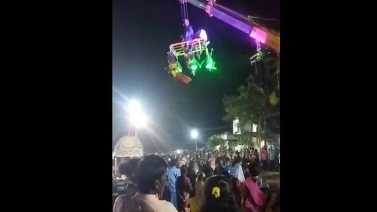 Tamil Nadu several dead injured as crane collapsed during a temple festival event in Keelveethi in Arakkonam