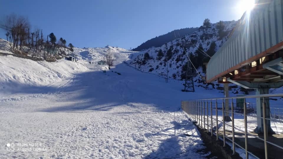 Joshimath Disaster Affected Auli Tourism Even Heavy Snowfall Tourist cancelled Booking
