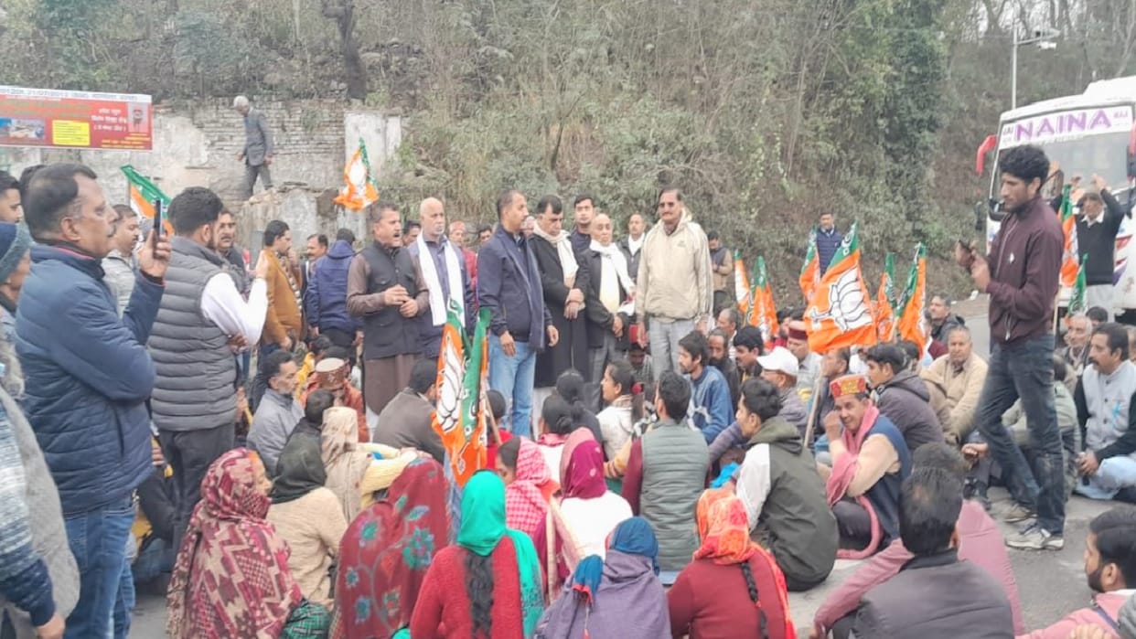 cement issue: BJP chakka jam in Barmana, Chandigarh-Manali highway was obstructed for 35 minutes