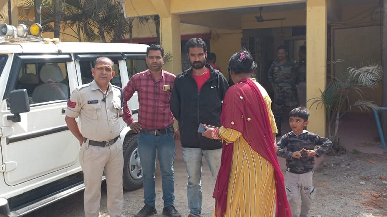 missing crpf  jawan returns home after 52 days in chhattisgarh jagdalpur