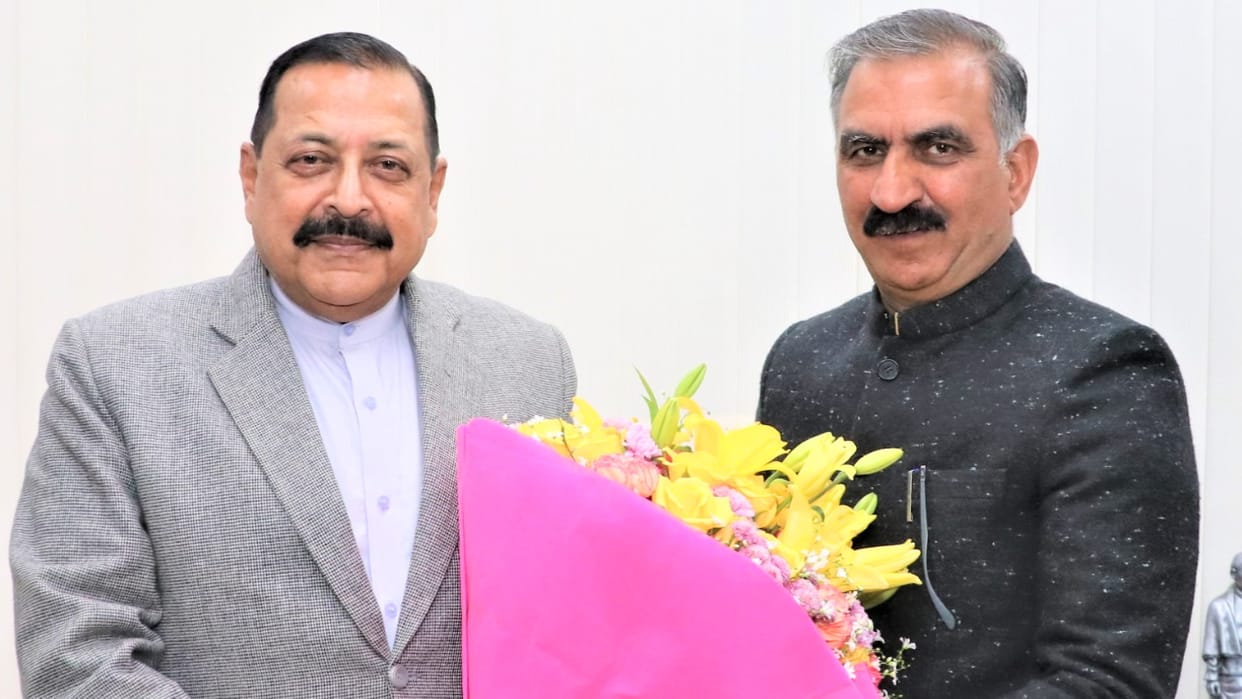 CM sukhvinder singh Sukhu met Union Minister, urged to set up weather observatories in the state