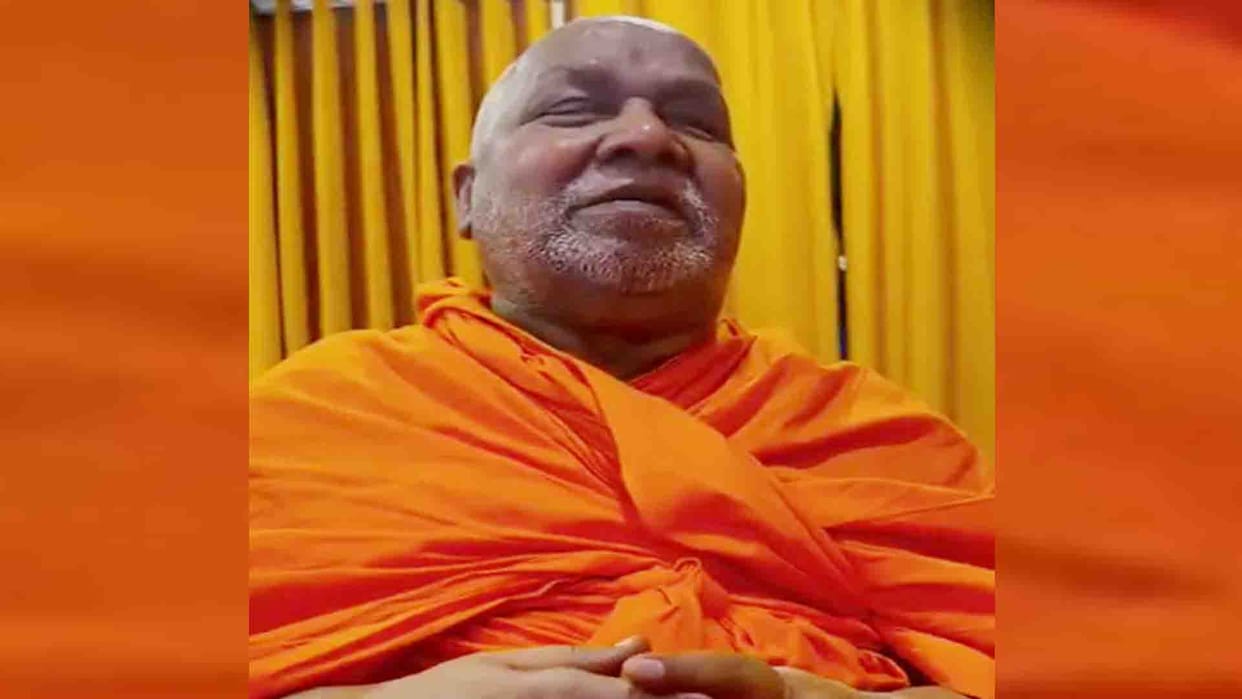 Jagadguru Rambhadracharya gave statement against Swami Prasad Maurya